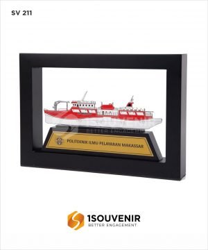 Souvenir Frame Politeknik Ilmu Pelayaran Makassar