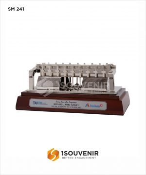 SM241 Souvenir Miniatur Tungku Peleburan Aluminium Inalum